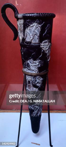 Boxing Rhyton 30 Crete Cretean Stock Photos, High-Res Pictures, and Images - Getty Images