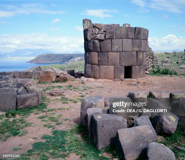 Pre Inca Civilization 623 Pre Inca Civilization Stock Photos, High-Res Pictures, and Images ...