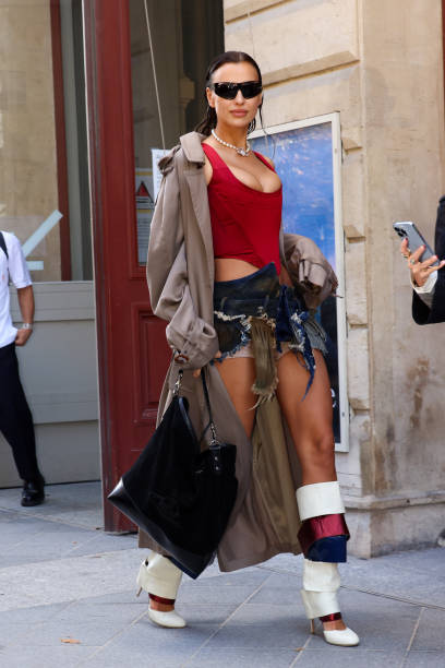 Irina Shayk is seen leavin the Vivienne Westwood Womenswear Spring/Summer 2023 show as part of Paris Fashion Week on October 01, 2022 in Paris,...