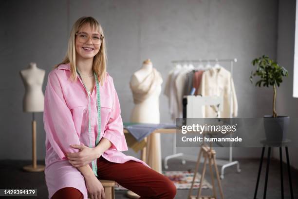 successful female business owner - stylist bildbanksfoton och bilder