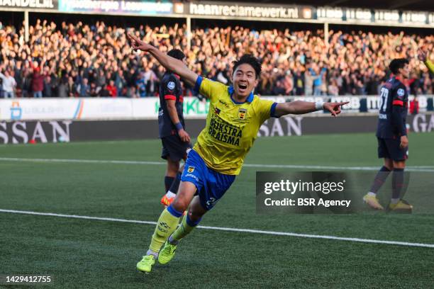 Sai van Wermeskerken of Cambuur celebrating the 3-0 during the Dutch Eredivisie match between Cambuur and PSV Eindhoven at Cambuur stadion on October...