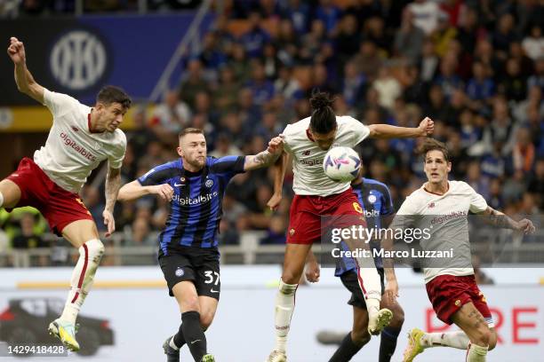 Chris Smalling of AS Roma scores their team's second goal during the Serie A match between FC Internazionale and AS Roma at Stadio Giuseppe Meazza on...