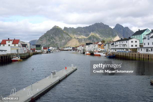 henningsvaer - northern norway stock-fotos und bilder