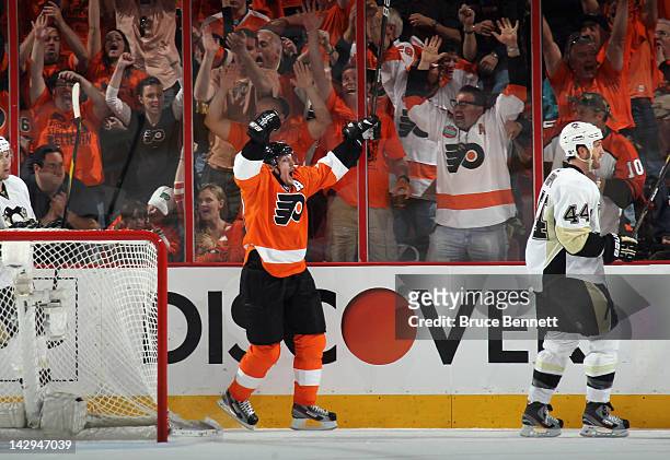 Danny Briere of the Philadelphia Flyers celebrates his second goal of the game at 11:45 of the first period against the Pittsburgh Penguins in Game...