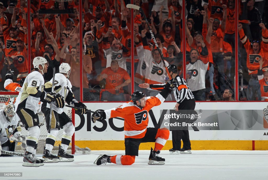 Pittsburgh Penguins v Philadelphia Flyers - Game Three