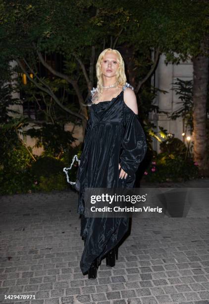 Outside BOF 500 GALA during the Paris Fashion Week - Womenswear Spring/Summer 2023 - Day Six on October 01, 2022 in Paris, France.