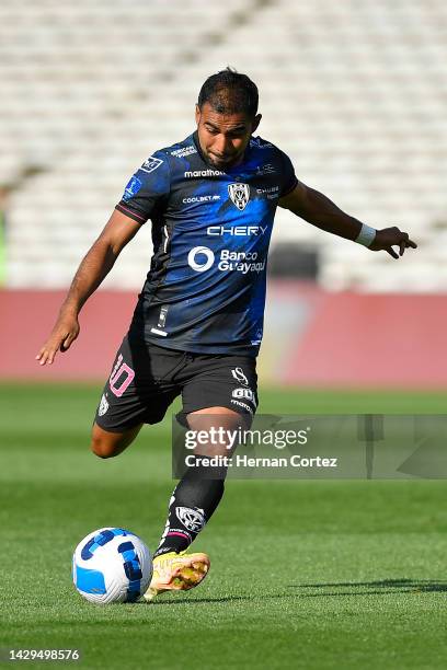 Junior Sornoza of Independiente del Valle kicks the ball during the Copa CONMEBOL Sudamericana 2022 Final match between Sao Paulo and Independiente...