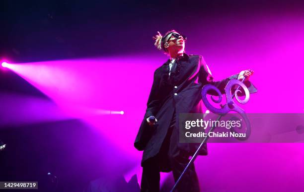 Iann dior performs at OVO Arena Wembley on October 01, 2022 in London, England.