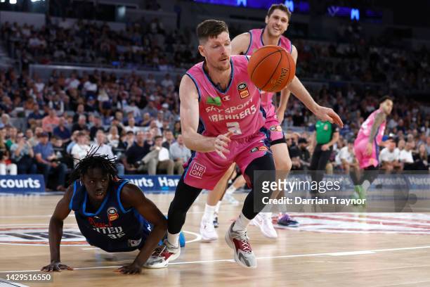 Cameron Gliddon of the Breakers gathers the ball during the round one NBL match between Melbourne United and New Zealand Breakers at John Cain Arena,...