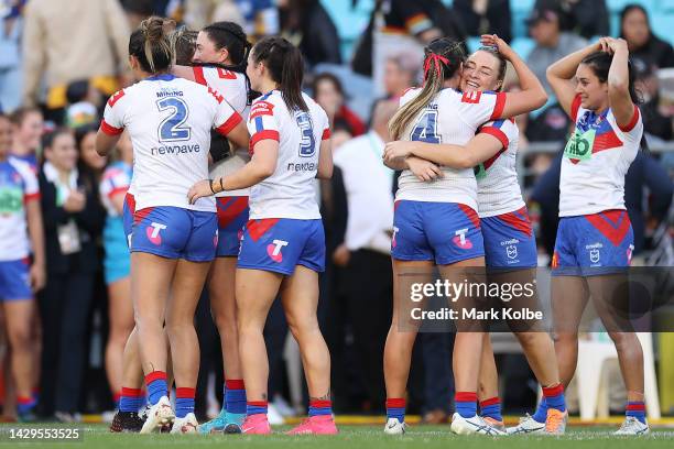 Knights players celebrate victory during the NRLW Grand Final match between Newcastle Knights and Parramatta Eels at Accor Stadium, on October 02 in...