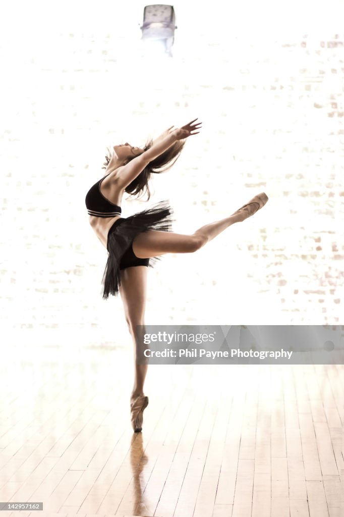 Ballet Dancer Perfroming En Pointe High Res Stock Photo Getty Images ballet-dancer-perfroming-en-pointe-high-res-stock-photo-getty-images