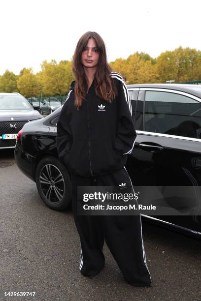 Emily Ratajkowski attends the Balenciaga Womenswear Spring/Summer 2023 show as part of Paris Fashion Week on October 02, 2022 in Villepinte, France.