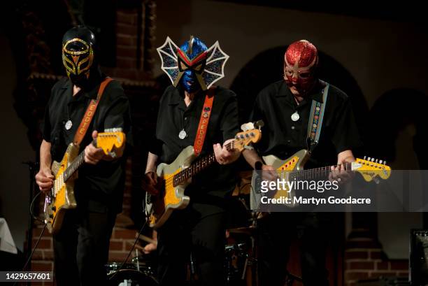 Los Straitjackets perform on stage at at Passionkirche, Berlin, Germany, 28th September 2022. They also performed as backing band to Nick Lowe.
