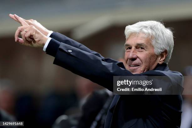 Gian Piero Gasperini, Head Coach of Atalanta celebrates following the Serie A match between Atalanta BC and ACF Fiorentina at Gewiss Stadium on...