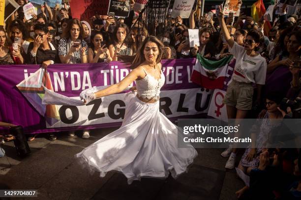 Protest Performance Protest Performance Photos and Premium High Res Pictures - Getty Images