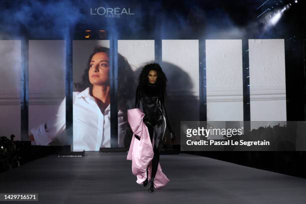 Cindy Bruna walks the runway during the "Le Defile Walk Your Worth" By L'Oreal Womenswear Spring/Summer 2023 show as part of Paris Fashion Week on...