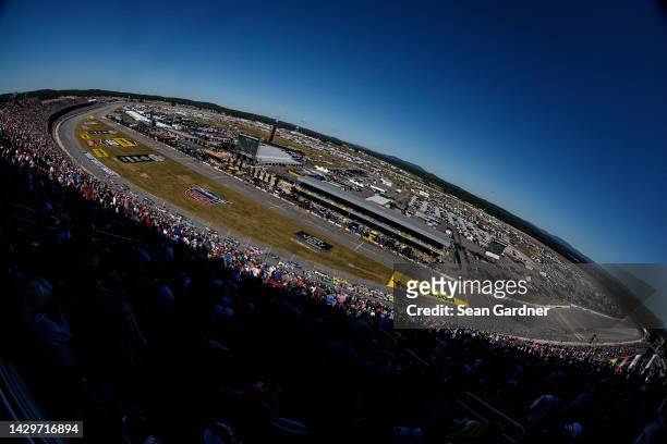 General view of racing during the NASCAR Cup Series YellaWood 500 at Talladega Superspeedway on October 02, 2022 in Talladega, Alabama.