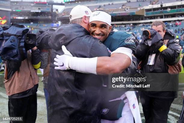 Head coach Doug Pederson of the Jacksonville Jaguars hugs Jalen Hurts of the Philadelphia Eagles after Philadelphia's 29-21 win at Lincoln Financial...