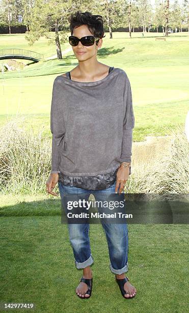 Halle Berry attends her 4th Annual Celebrity Golf Classic held at Wilshire Country Club on April 16, 2012 in Los Angeles, California.