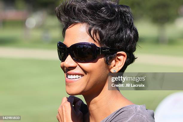 Halle Berry attends the 4th Annual Halle Berry Celebrity Golf Classic held at Wilshire Country Club on April 16, 2012 in Los Angeles, California.