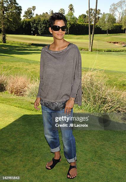 Halle Berry attends the 4th Annual Halle Berry Celebrity Golf Classic held at Wilshire Country Club on April 16, 2012 in Los Angeles, California.