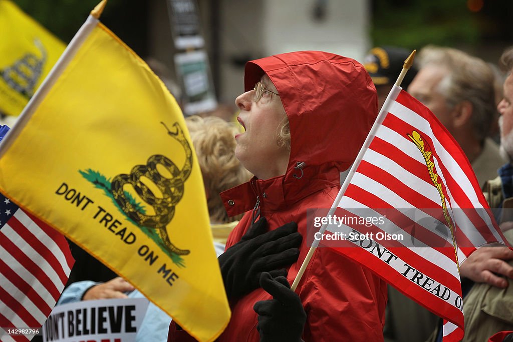 Tea Party Holds Tax Day Rally In Chicago