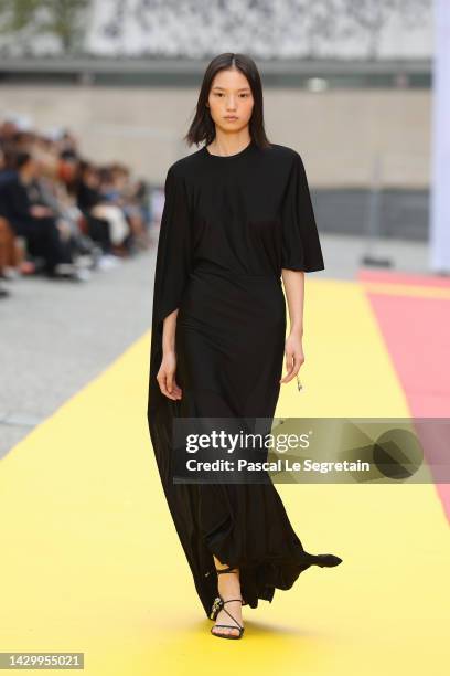 Model walks the runway during the Stella McCartney Womenswear Spring/Summer 2023 show as part of Paris Fashion Week on October 03, 2022 in Paris,...