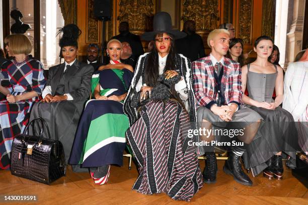 Anna Wintour, Doja Cat, Erykah Badu, Reuben Selby and Maisie Williams attend the Thom Browne Womenswear Spring/Summer 2023 show as part of Paris...