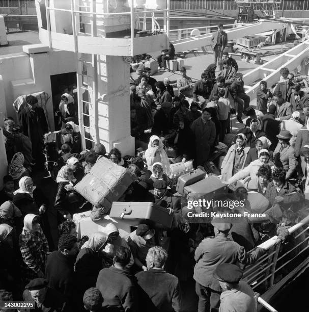 Arrival of the ship Ville De Marseille from Mers El Kebir, Algeria with 1541 repatriated people from Algeria aboard, in Marseille, France on May 27,...