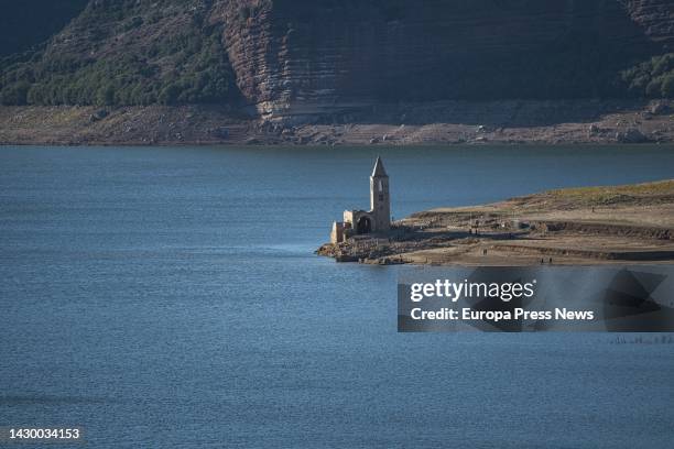 Church of the ancient village of Sant Roma in the Sau reservoir, on October 3 in Vilanova de Sau, Barcelona, Catalonia, Spain. The Sau reservoir,...