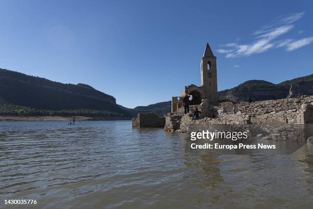 Church of the ancient village of Sant Roma in the Sau reservoir, on October 3 in Vilanova de Sau, Barcelona, Catalonia, Spain. The Sau reservoir,...
