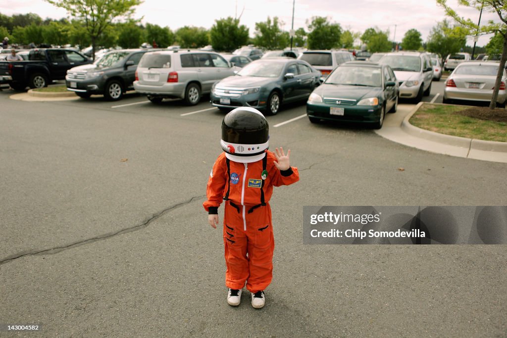 Space Shuttle Discovery Arrives In DC Area, To Be Permanently Housed At Smithsonian