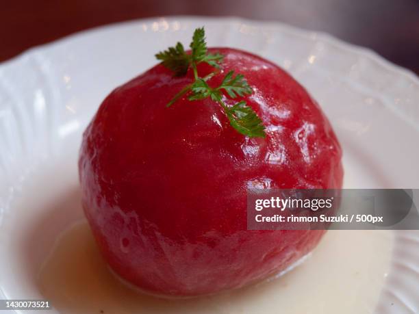 close-up of dessert in plate - トマト bildbanksfoton och bilder