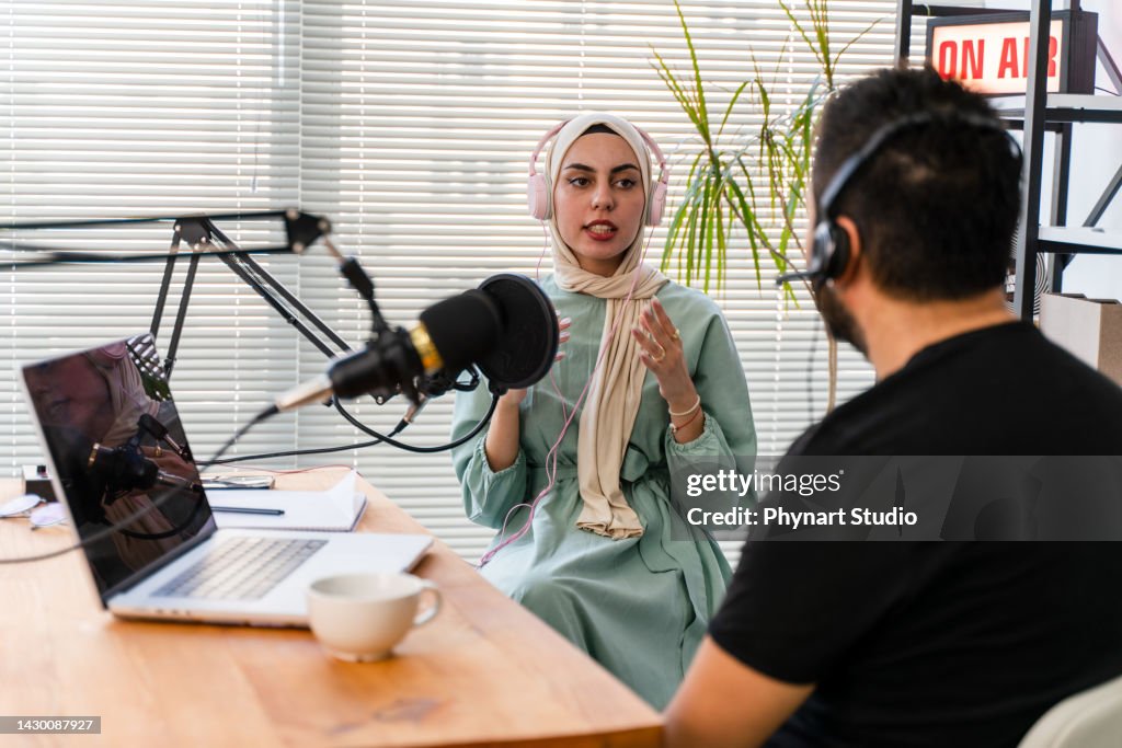 Interview and discussion between a blogger and a muslim woman guest on a live podcast show