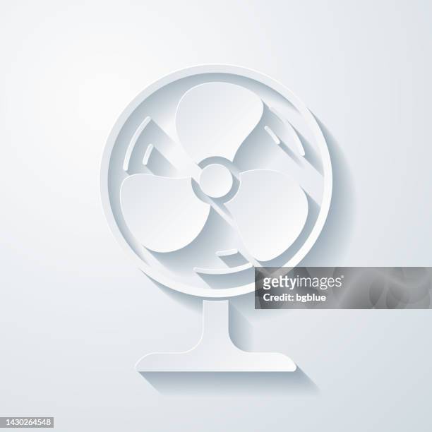 扇風機。空白の背景に用紙カット効果のあるアイコン - 室内　エアコン点のイラスト素材／クリップアート素材／マンガ素材／アイコン素材