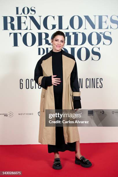 Actress Barbara Lennie attends the "Los Renglones Torcidos De Dios" photocall at the Palace Hotel on October 04, 2022 in Madrid, Spain.