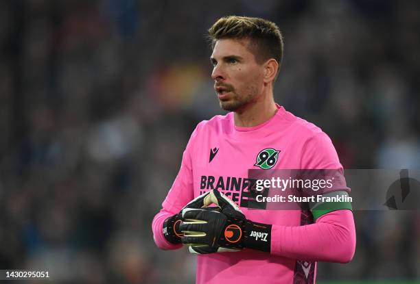 Ron-Robert Zieler of Hannover in action during the Second Bundesliga match between Hannover 96 and Hamburger SV at Heinz von Heiden Arena on...