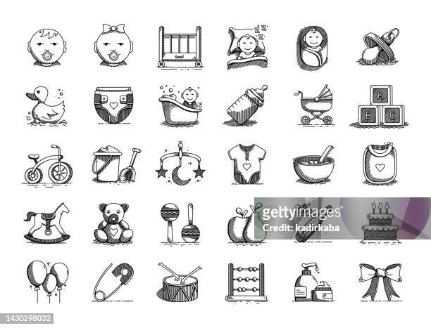 ilustraciones, imágenes clip art, dibujos animados e iconos de stock de conjunto de iconos de línea de garabato vectorial dibujado a mano para bebés - family cycle