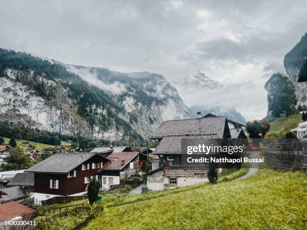 murren village on the top of schilthorn, interlaken, switzerland - interlaken stock-fotos und bilder