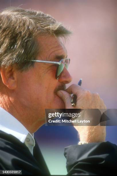 Head coach Hayden Fry of the Iowa Hawkeyes looks on during the Kickoff Classic college football game against the Tennessee Volunteers on August 30,...