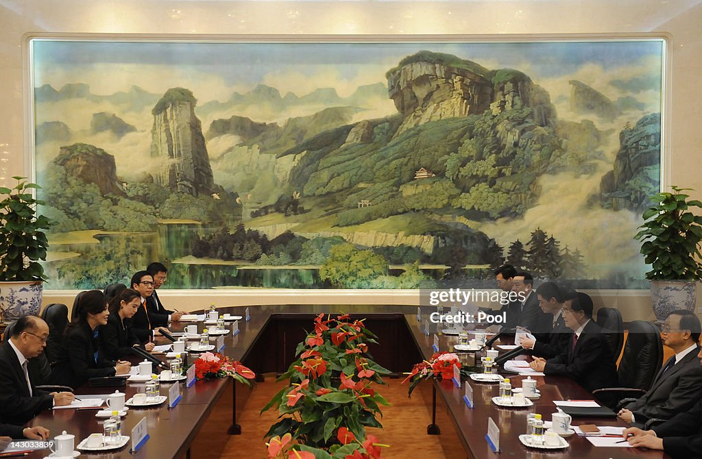 Thailand's Prime Minister Yingluck Shinawatra Visits China