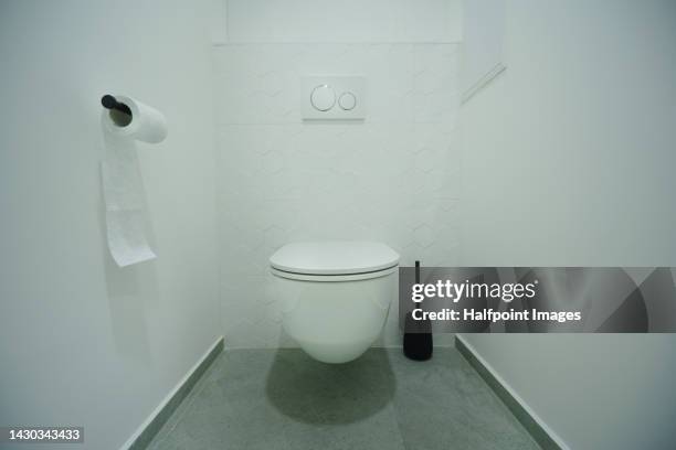 close-up of clean modern toilet. - clean closet stockfoto's en -beelden