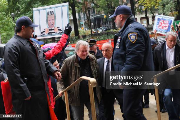 Former advisor to former President Donald Trump Steve Bannon arrives for a court appearance at NYS Supreme Court on October 04, 2022 in New York...