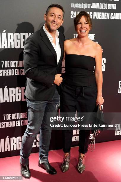 Javier Ruiz and Mamen Mendizabal attend the premiere of the new film directed by Juan Diego Botto, 'En los margenes' which opens at the Cine Capitol,...