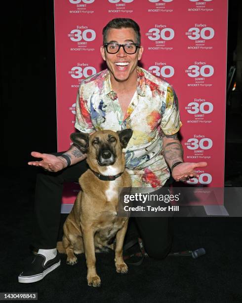 Steve-O and Wendy from Peru attend the 2022 Forbes 30 Under 30 Summit at Detroit Opera House on October 04, 2022 in Detroit, Michigan.