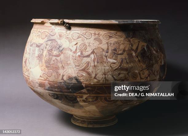 Vase depicting a procession of warriors, from Tossal de Sant Miguel, Liria, Spain. Iberian Civilization. Valencia, Museu De Prehistoria