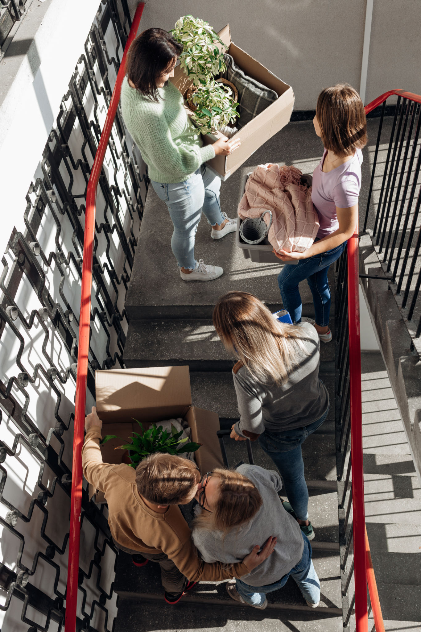 people moving in summer