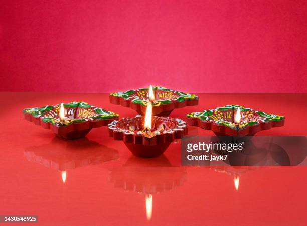 diwali celebration - indian art culture and entertainment photos et images de collection