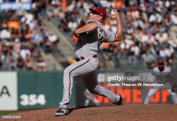 Mark Melancon of the Arizona Diamondbacks pitches against the San Francisco Giants in the bottom of the eighth inning at Oracle Park on October 01,...