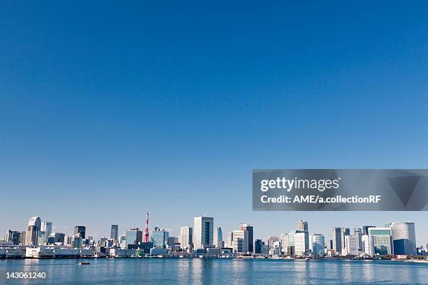 tokyo skyline - 東京湾 ストックフォトと画像